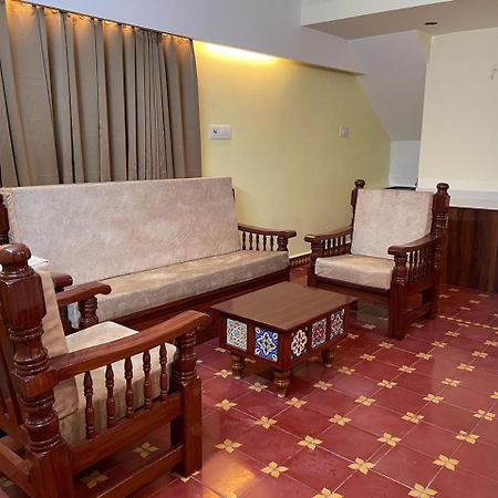 Viswa Residency Srirangam - Heritage Rooms Tiruchirappalli Exteriör bild